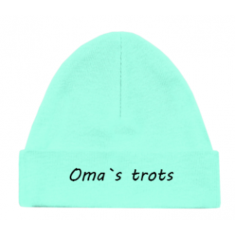 Babymutsje "oma`s trots"