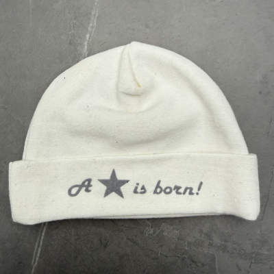 Babymutsje "A star is born" Babymutsje "A star is born"